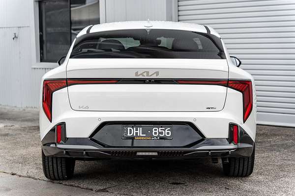 2025 Kia K4 GT-Line CL4m