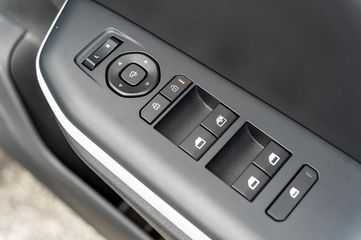 2025 Kia K4 GT-Line CL4m