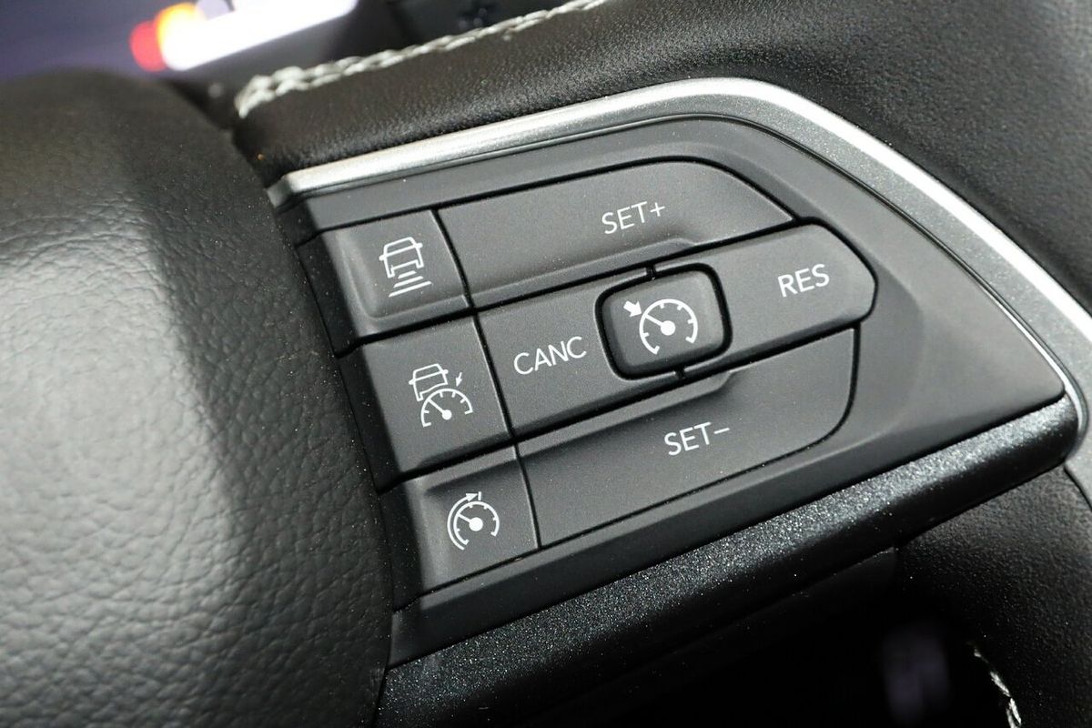 2023 Jeep Grand Cherokee Night Eagle WL