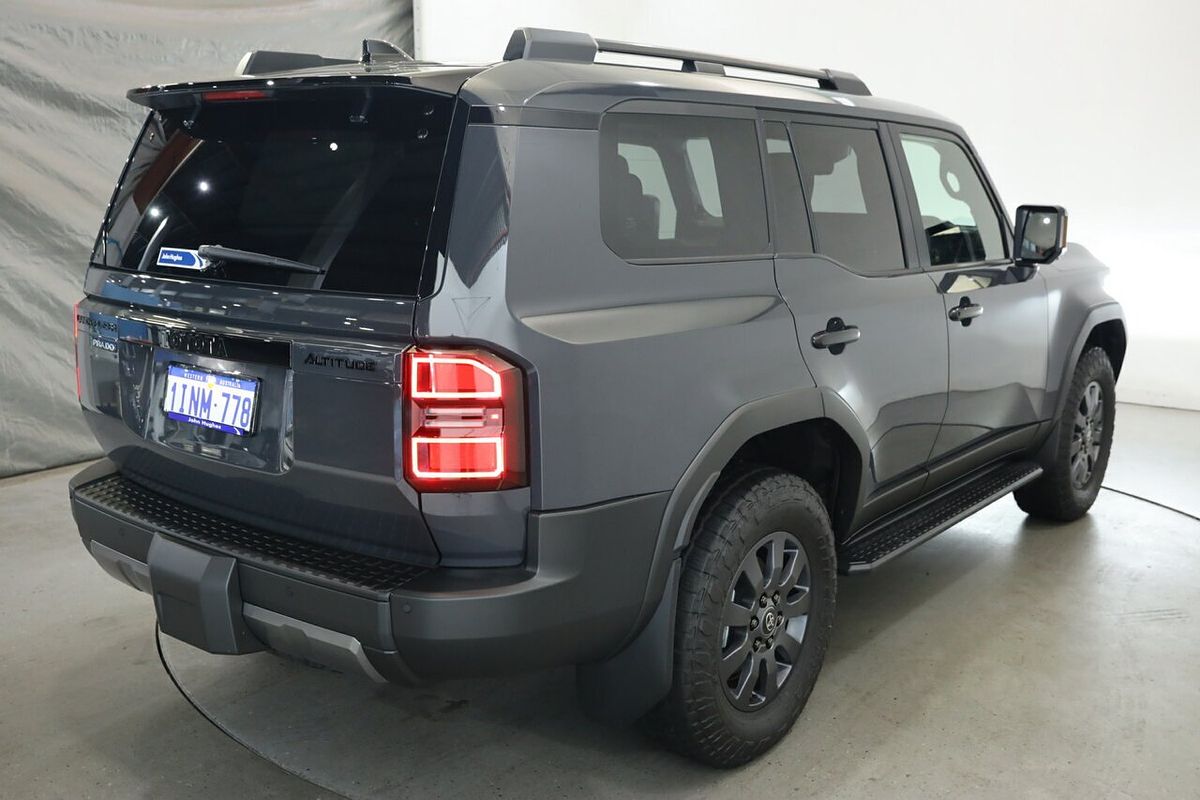 2024 Toyota Landcruiser Prado Altitude GDJ251R