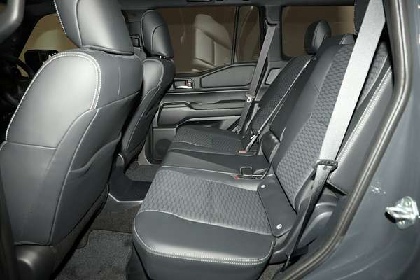 2024 Toyota Landcruiser Prado Altitude GDJ251R