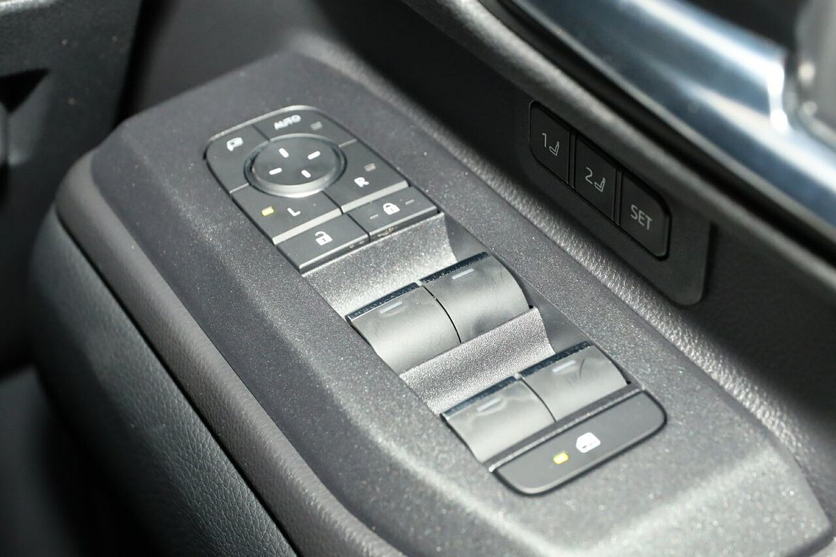 2024 Toyota Landcruiser Prado Altitude GDJ251R
