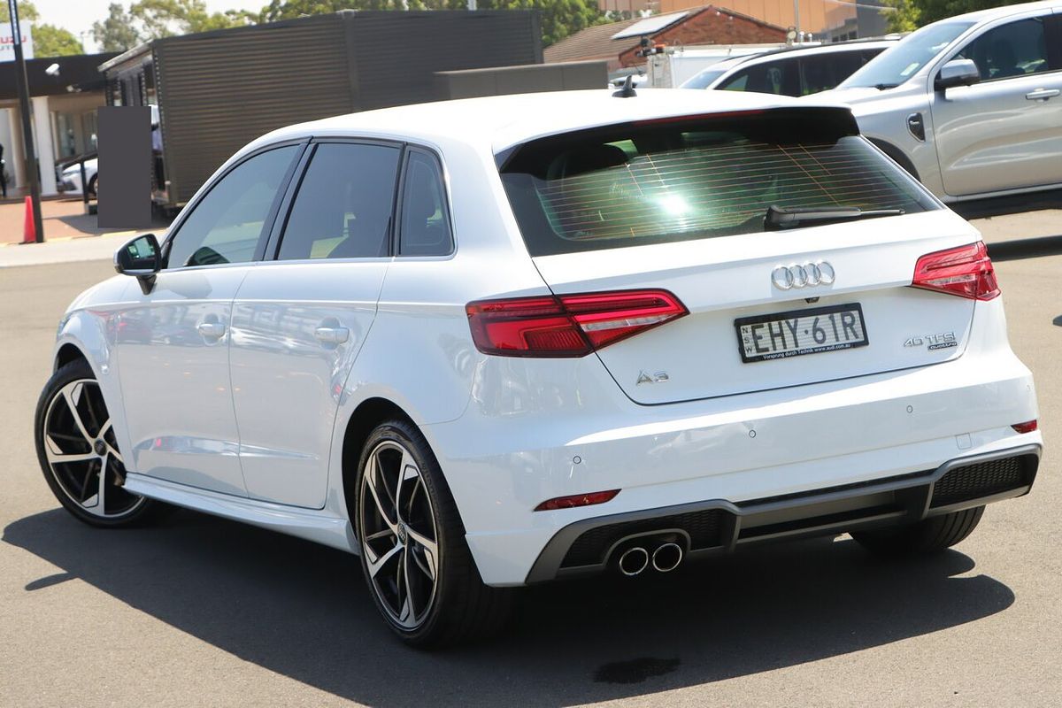 2019 Audi A3 40 TFSI S line plus 8V