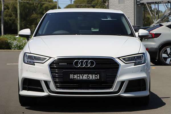 2019 Audi A3 40 TFSI S line plus 8V