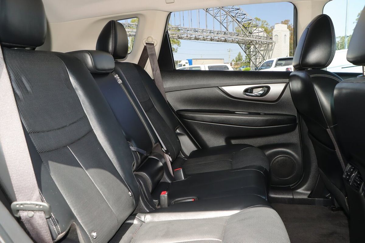 2015 Nissan X-TRAIL ST-L T32