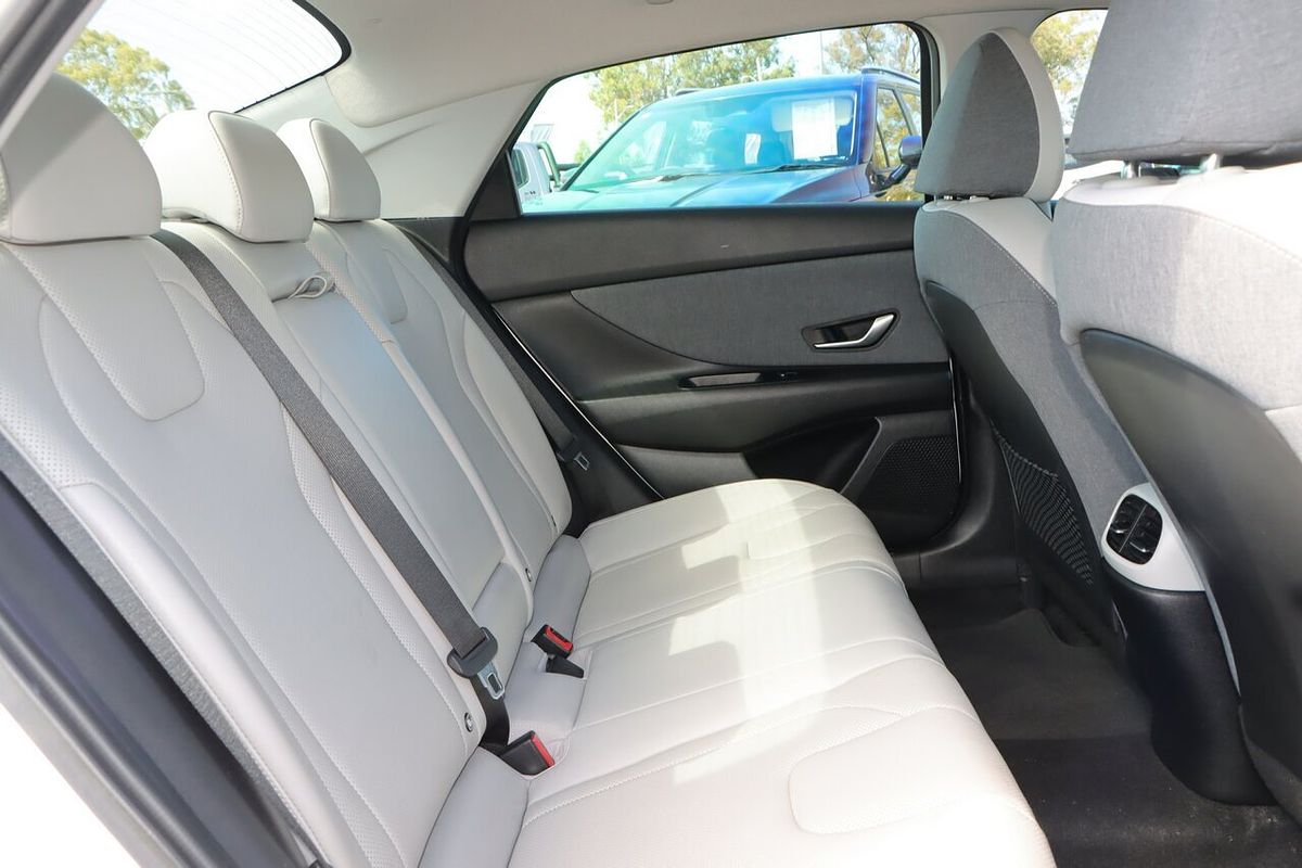 2020 Hyundai i30 Elite CN7.V1