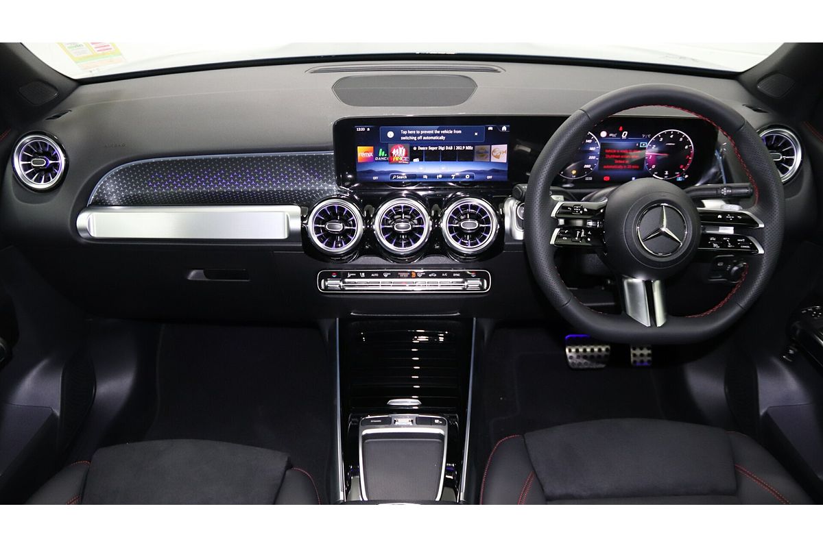 2025 Mercedes-Benz GLB-Class GLB200 X247