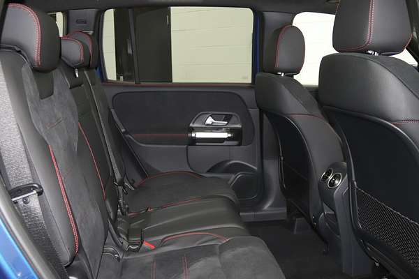 2025 Mercedes-Benz GLB-Class GLB200 X247