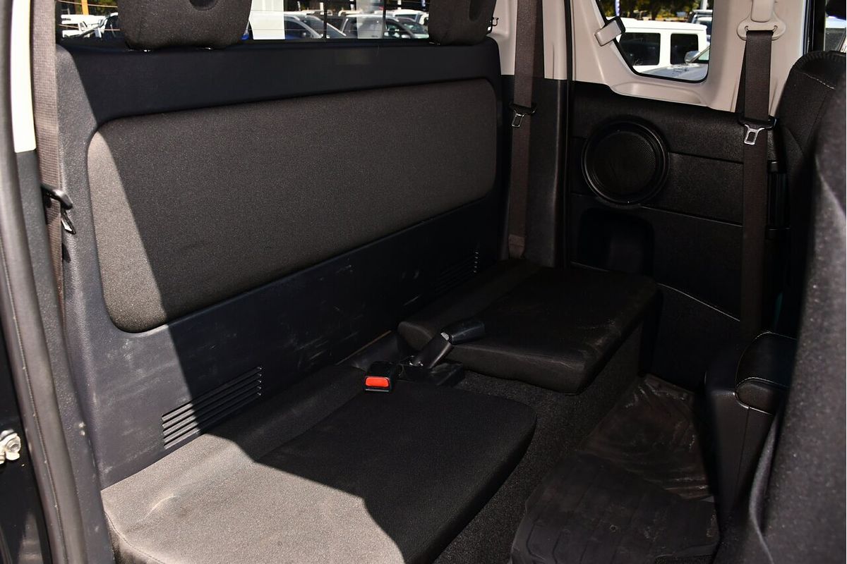 2019 Toyota Hilux SR5 GUN126R 4X4