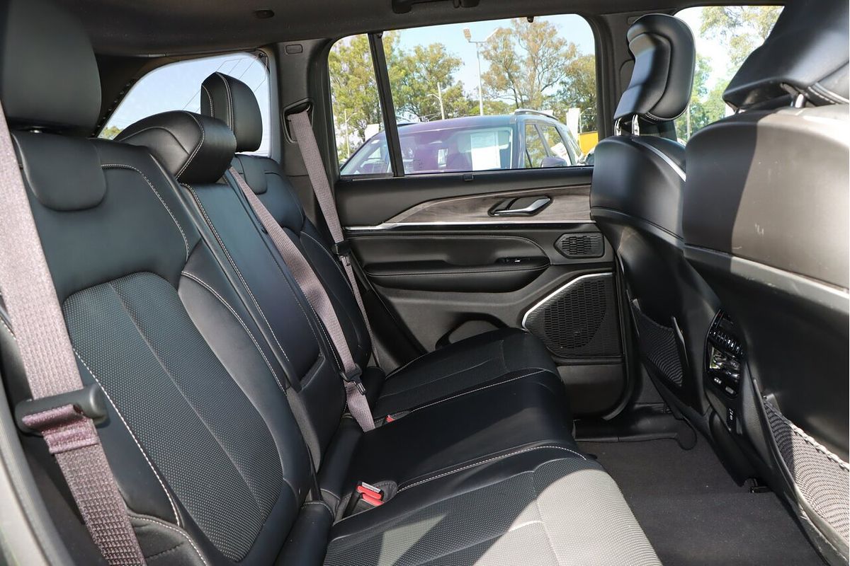 2023 Jeep Grand Cherokee Overland WL
