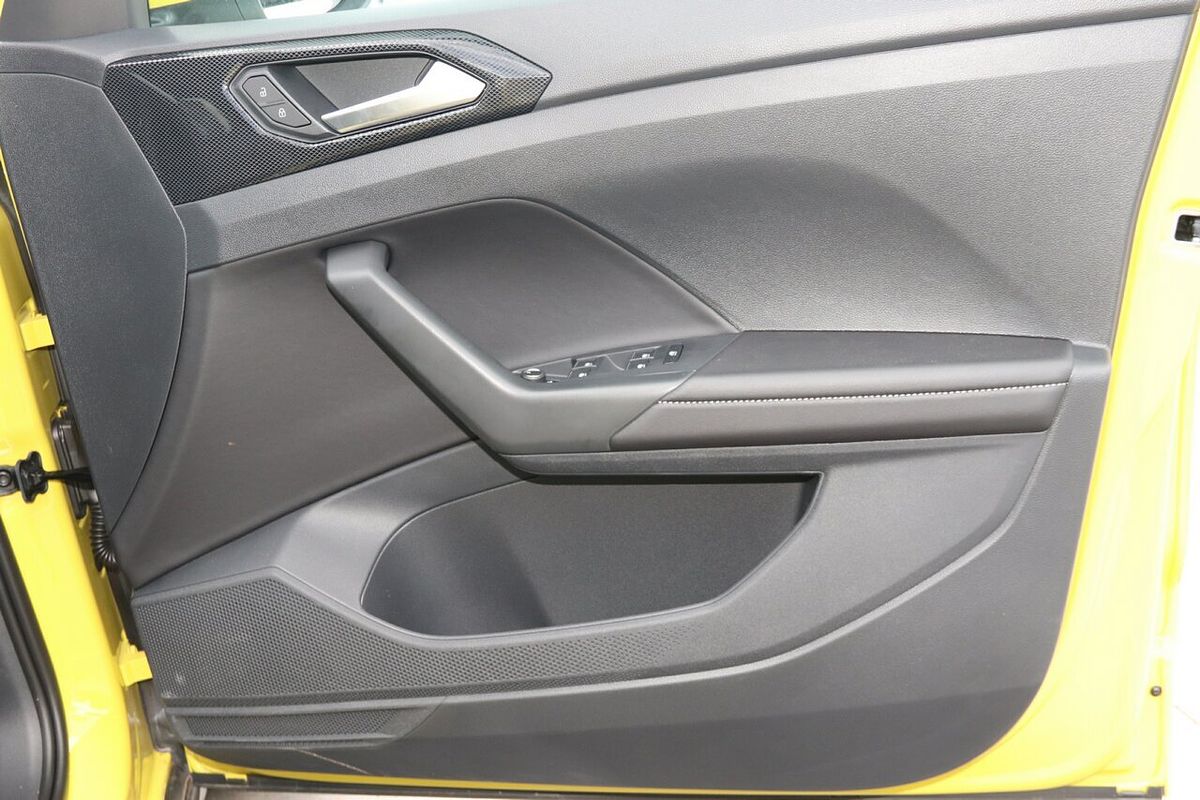 2024 Volkswagen T-Cross 85TSI R-Line D31