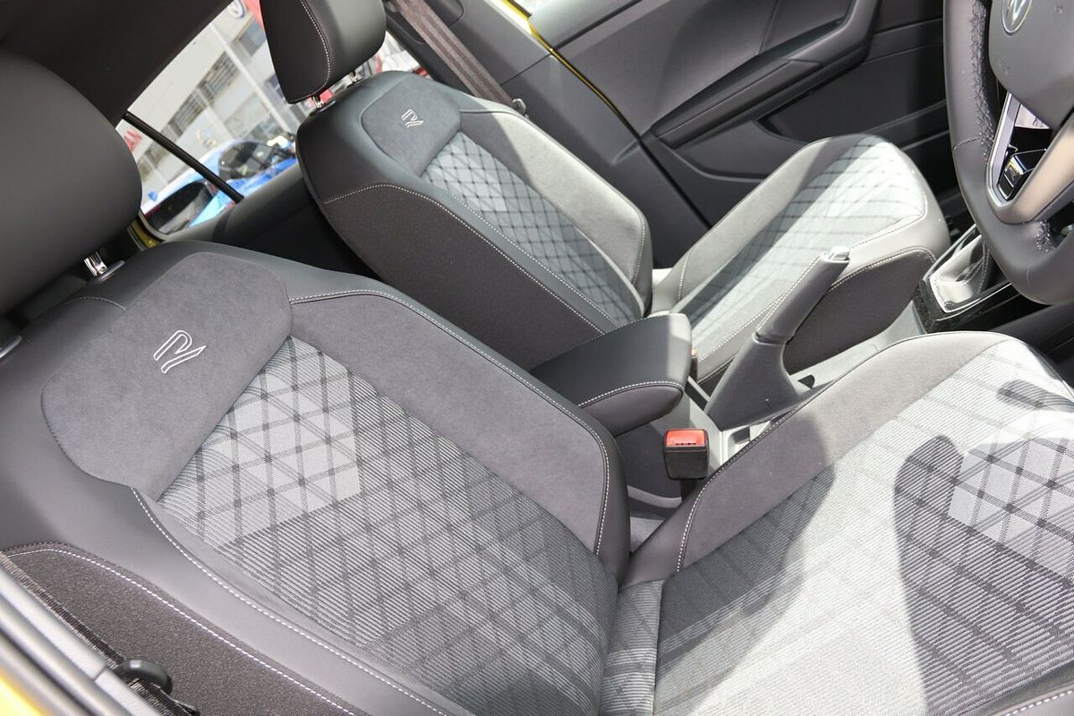 2024 Volkswagen T-Cross 85TSI R-Line D31