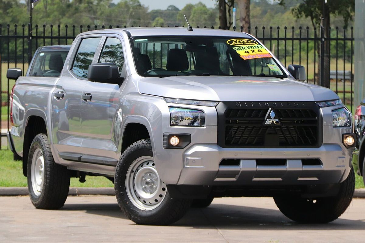 2024 Mitsubishi Triton GLX MV 4X4