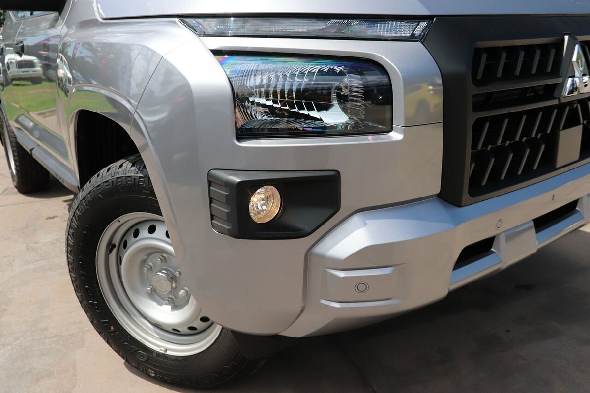 2024 Mitsubishi Triton GLX MV 4X4