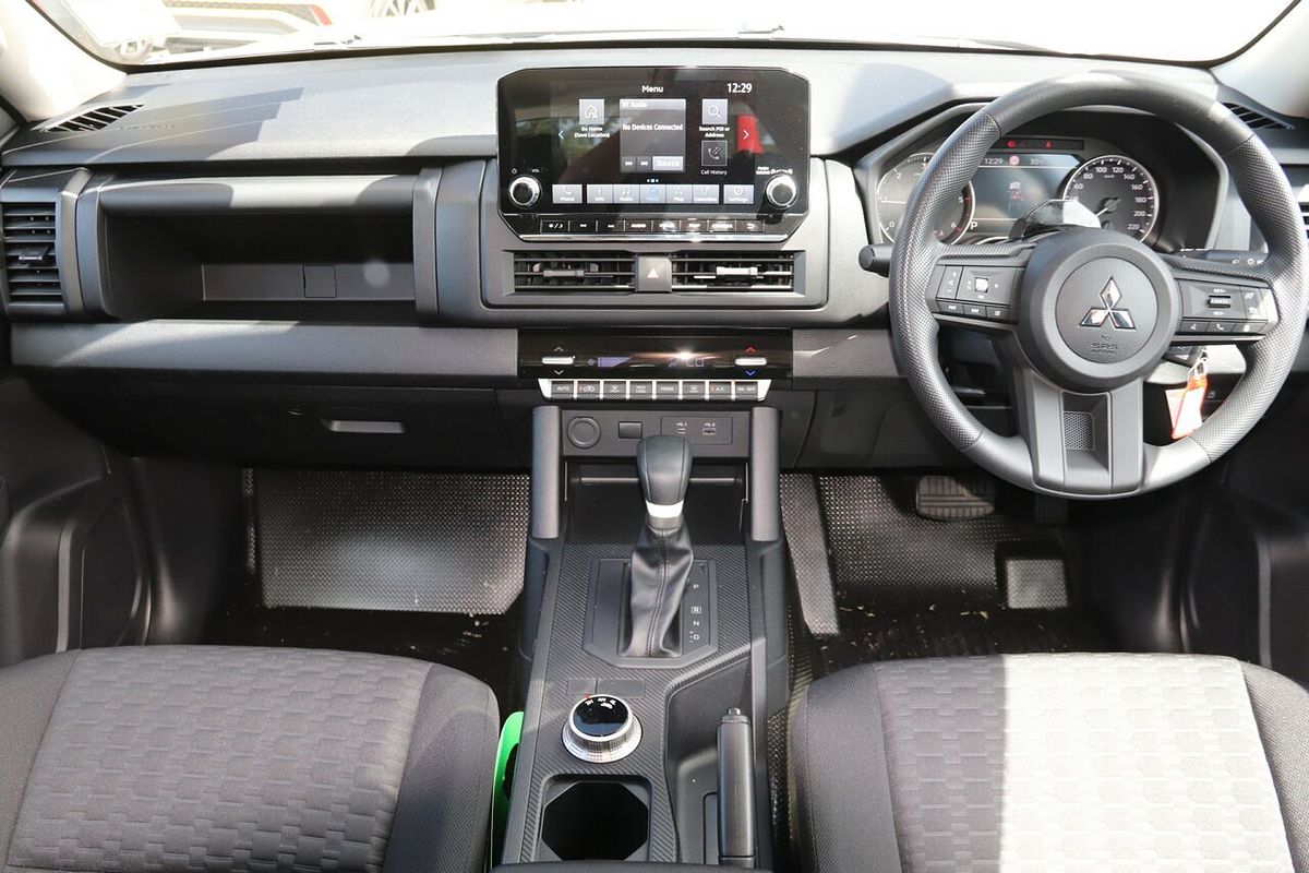 2024 Mitsubishi Triton GLX MV 4X4