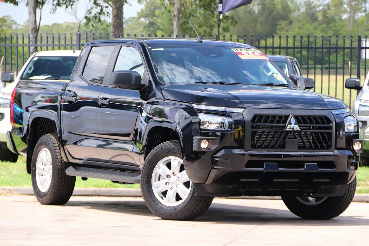 2024 Mitsubishi Triton GLX+ MV 4X4