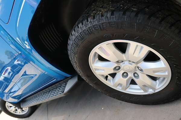 2024 Mitsubishi Triton GLX+ MV 4X4