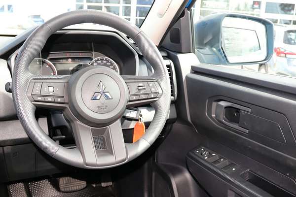 2024 Mitsubishi Triton GLX+ MV 4X4