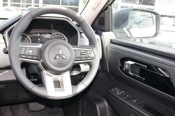 2024 Mitsubishi Triton GLS MV 4X4