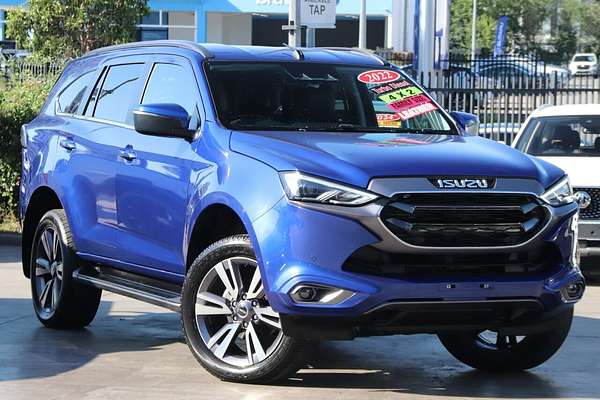 2022 Isuzu MU-X LS-T
