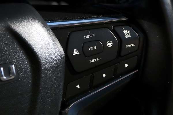 2022 Isuzu MU-X LS-T