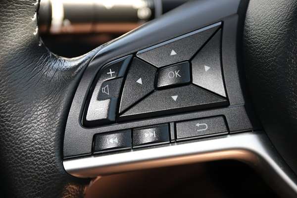 2022 Nissan Navara ST-X D23 Rear Wheel Drive