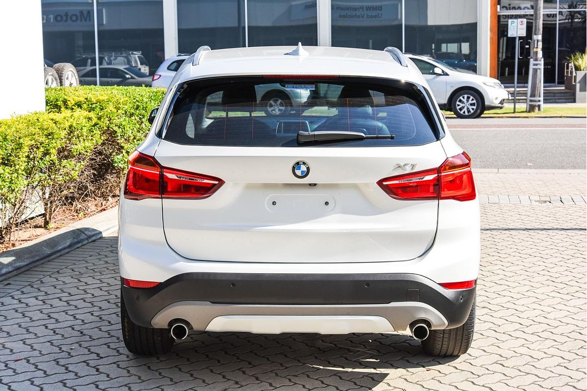 2016 BMW X1 sDrive20i F48