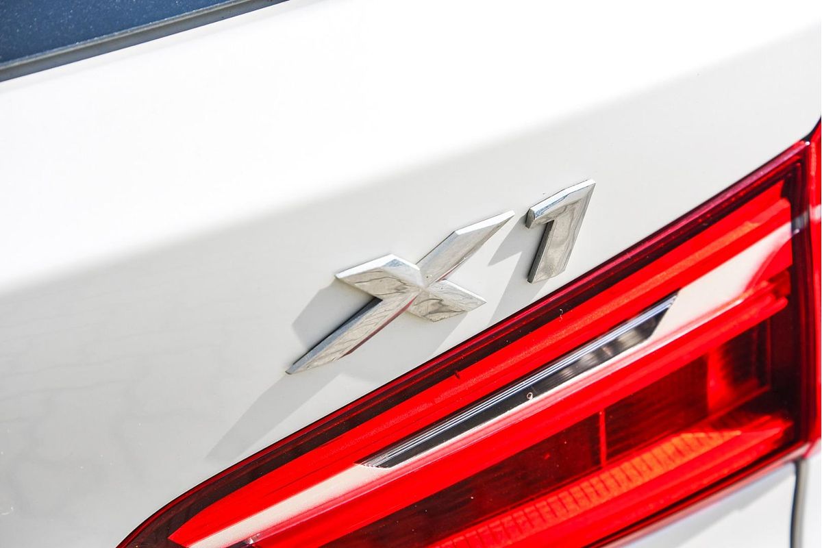 2016 BMW X1 sDrive20i F48