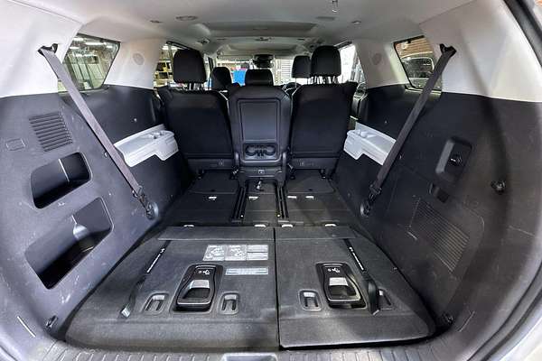 2022 Kia Carnival Platinum KA4