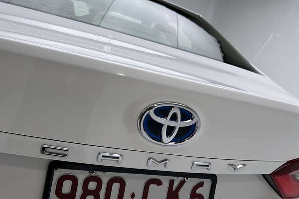 2021 Toyota Camry Ascent AXVH70R