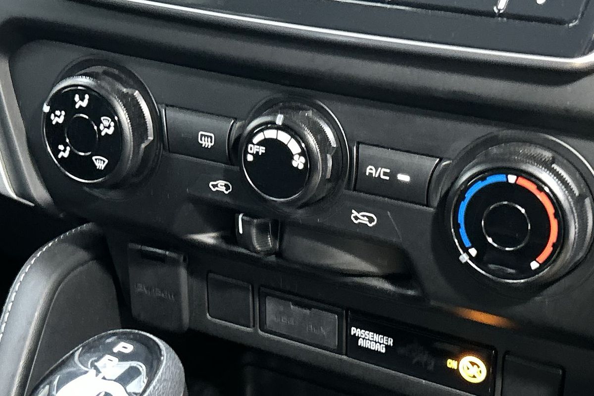 2022 Isuzu MU-X LS-M