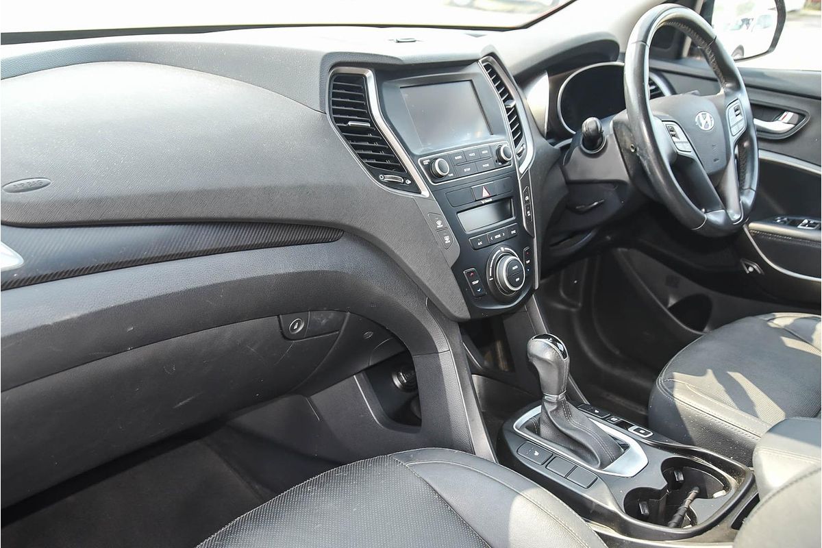 2017 Hyundai Santa Fe Active X DM3 Series II