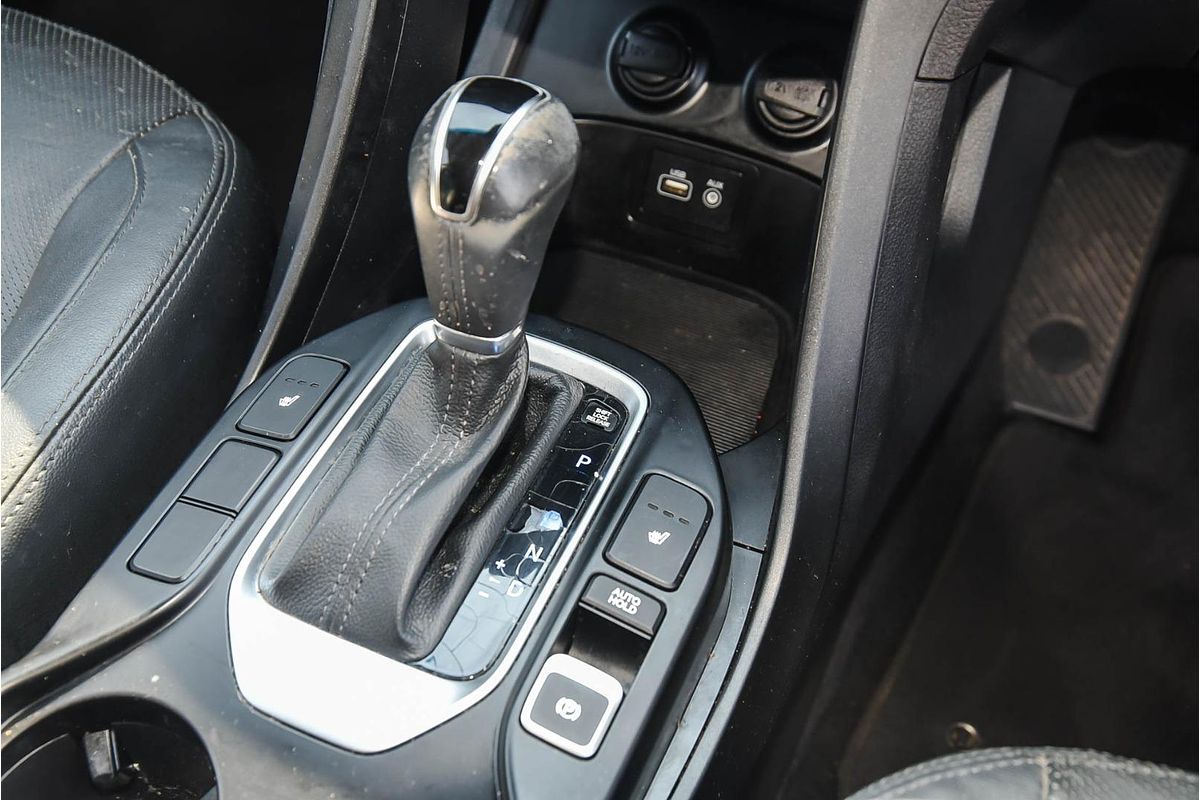 2017 Hyundai Santa Fe Active X DM3 Series II