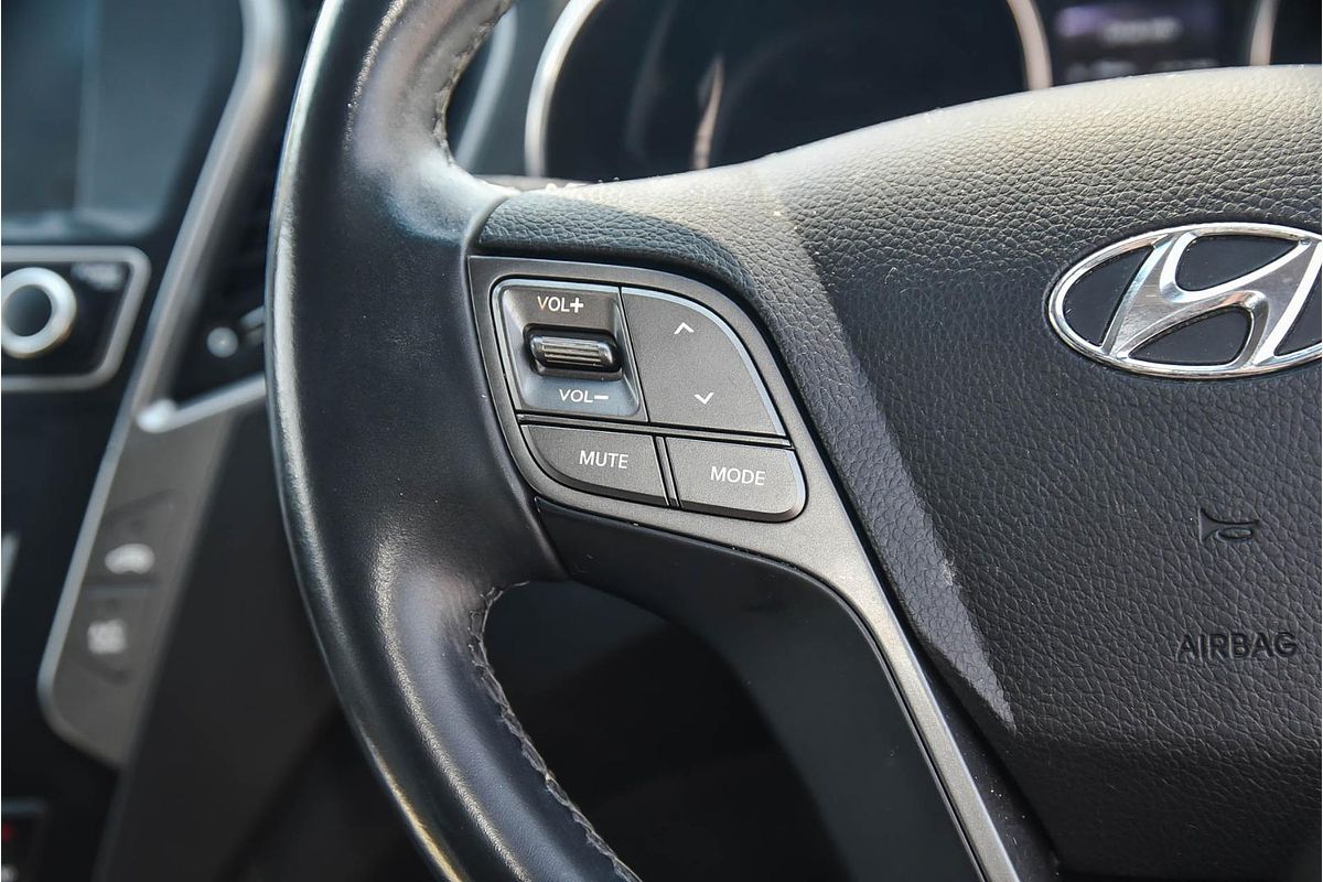2017 Hyundai Santa Fe Active X DM3 Series II