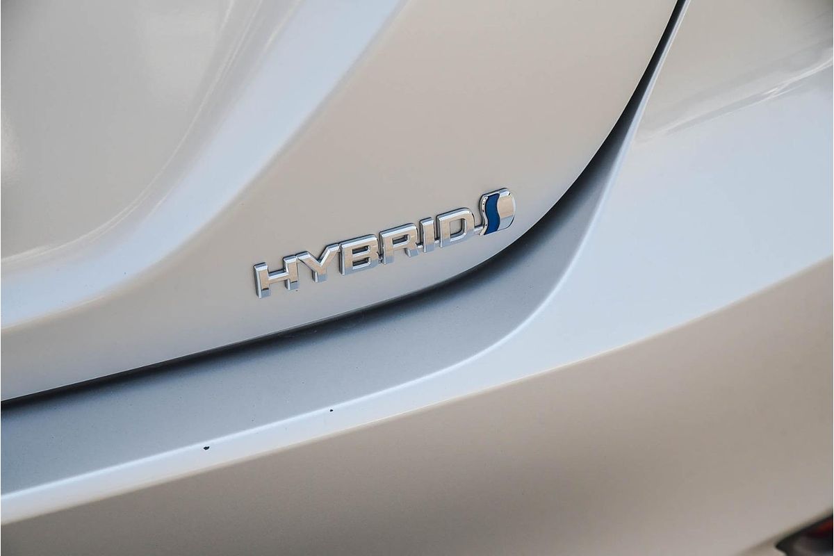 2024 Toyota Camry Ascent AXVH70R