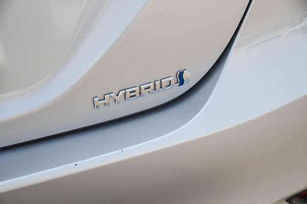 2024 Toyota Camry Ascent AXVH70R