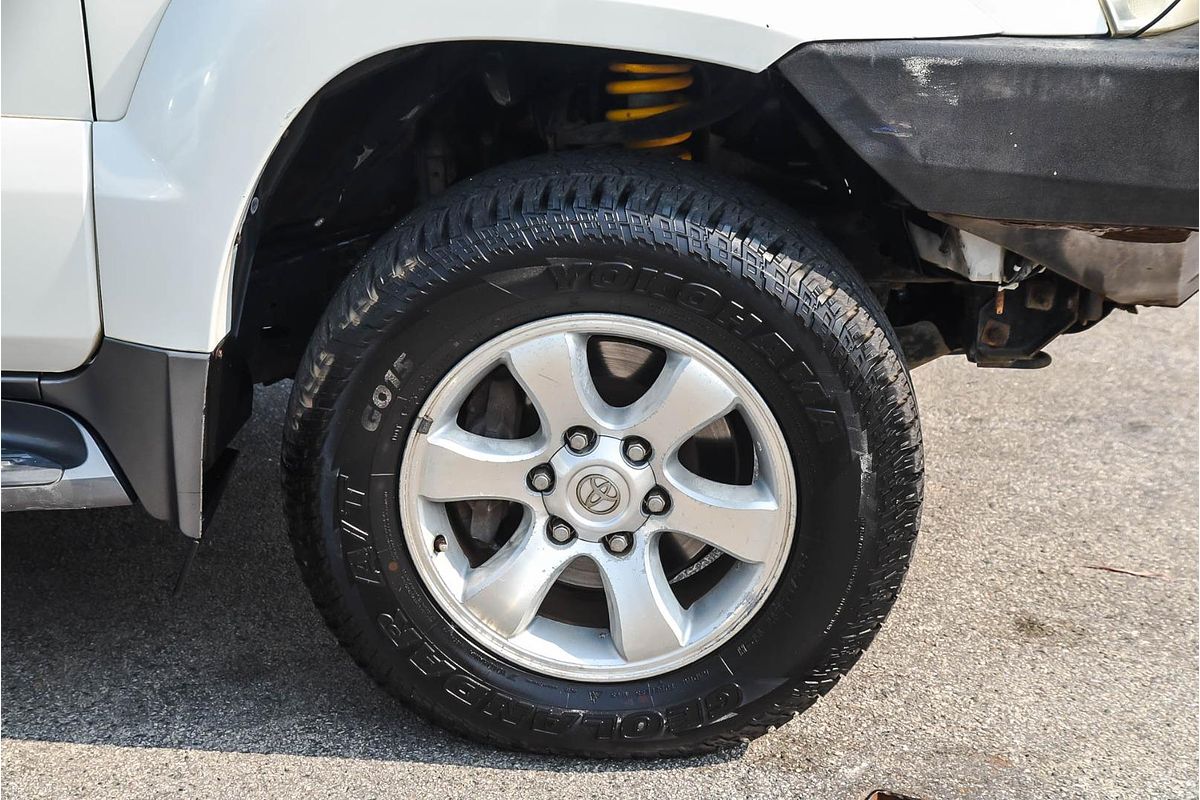 2003 Toyota Landcruiser Prado Grande GRJ120R