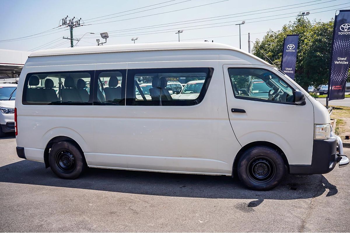 2018 Toyota Hiace Commuter KDH223R