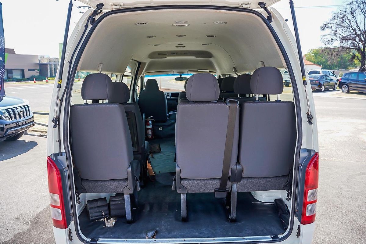 2018 Toyota Hiace Commuter KDH223R