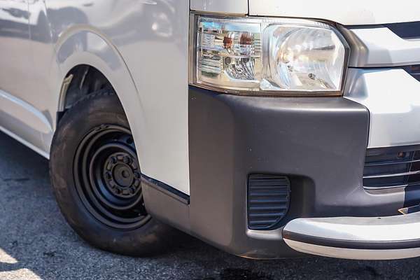2018 Toyota Hiace Commuter KDH223R