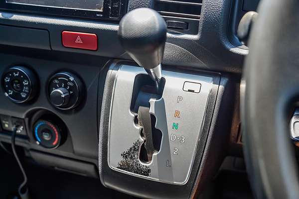 2018 Toyota Hiace Commuter KDH223R