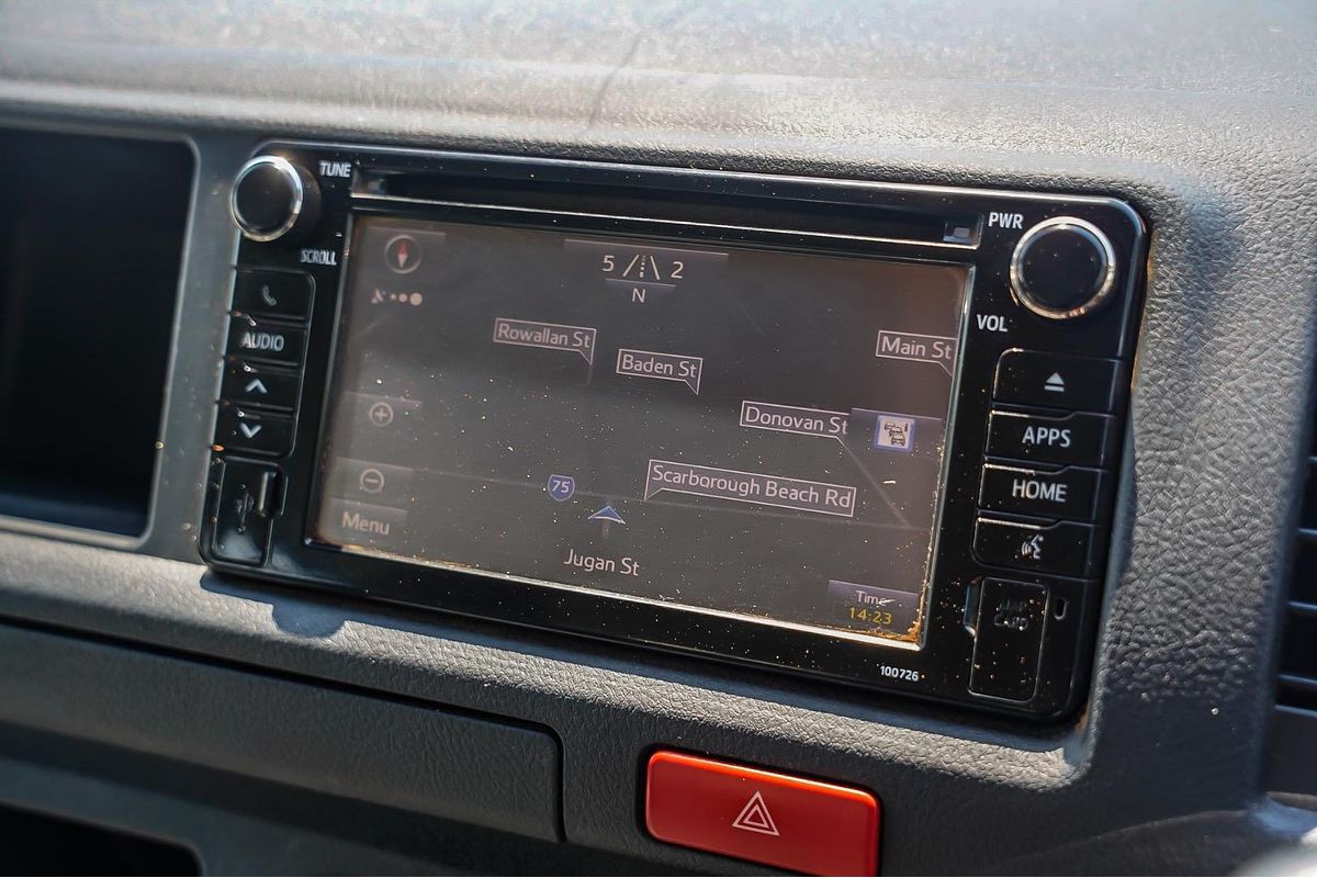 2018 Toyota Hiace Commuter KDH223R