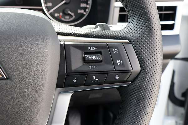 2024 Mitsubishi Outlander LS ZM