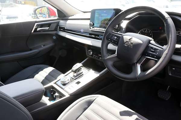 2024 Mitsubishi Outlander Aspire ZM
