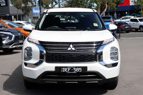 2025 Mitsubishi Outlander ES ZM