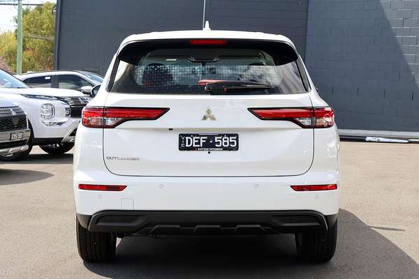 2025 Mitsubishi Outlander ES ZM
