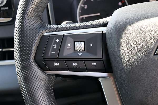 2025 Mitsubishi Outlander ES ZM