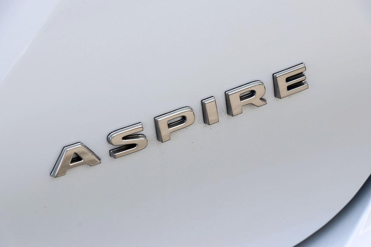 2024 Mitsubishi Outlander Aspire ZM