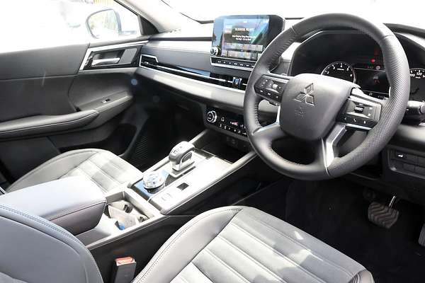 2024 Mitsubishi Outlander Aspire ZM