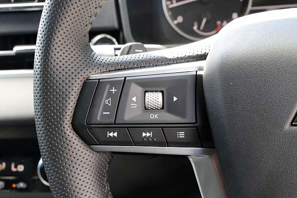 2024 Mitsubishi Outlander Black Edition ZM